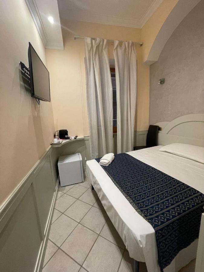 Budget Single Room,1271874790:JPEG